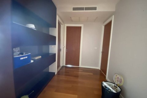 Кондоминиум с 2 спальнями в Бангкоке, Таиланд № 152388 - фото 4