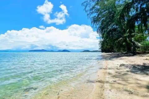 Land in Ko Samui, Thailand № 146604 - photo 1