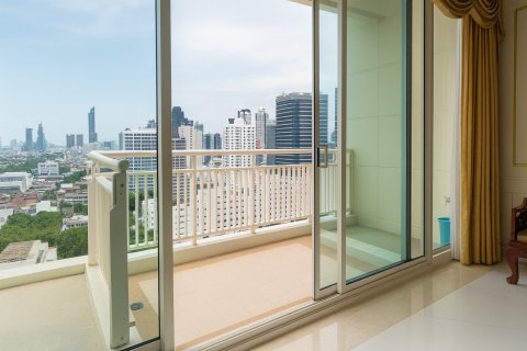 Кондоминиум с 2 спальнями в Бангкоке, Таиланд № 146601 - фото 2