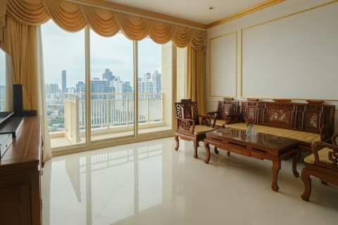 Кондоминиум с 2 спальнями в Бангкоке, Таиланд № 146601 - фото 5