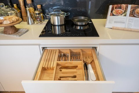 Кондоминиум с 2 спальнями в Ваттхане, Бангкок, Таиланд № 149205 - фото 12