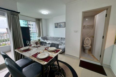 Condo in Pattaya, Thailand, 2 bedrooms  № 168881 - photo 3