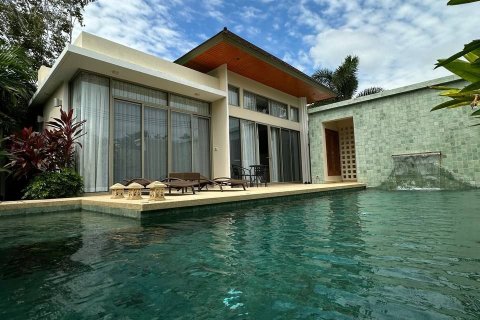 Villa in Phuket, Thailand 3 bedrooms № 168883