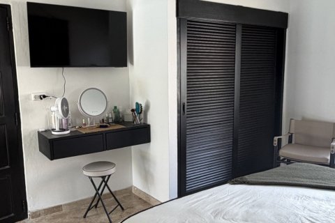 Villa in Ko Samui, Thailand 2 bedrooms № 168884 - photo 12