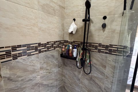 Villa in Ko Samui, Thailand 2 bedrooms № 168884 - photo 17