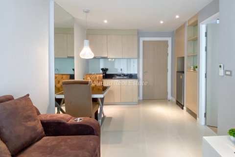 Condo in Pattaya, Thailand, 1 bedroom № 205117 - photo 3