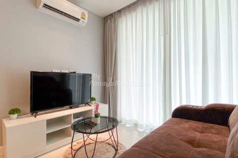 Condo in Pattaya, Thailand, 1 bedroom № 205117 - photo 2