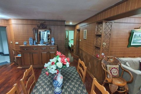 Condo in Suan Luang, Bangkok, Thailand, 2 bedrooms  № 148088 - photo 8