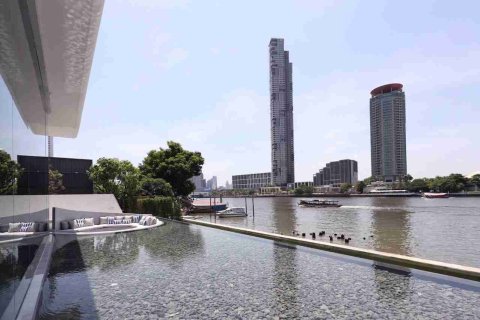 Studio in the Condo in Thonburi, Bangkok, Thailand  № 183592 - photo 4