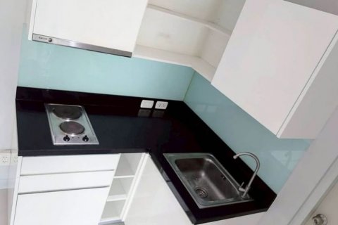 Студия в кондо в Ваттхане, Бангкок, Таиланд № 138923 - фото 7