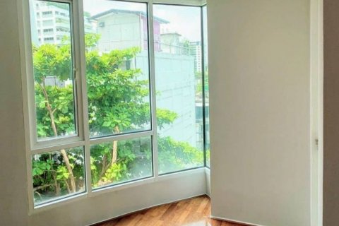 Студия в кондо в Ваттхане, Бангкок, Таиланд № 138923 - фото 5