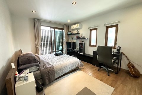 Duplex in Chatuchak, Bangkok, Thailand 5 bedrooms № 138929 - photo 7