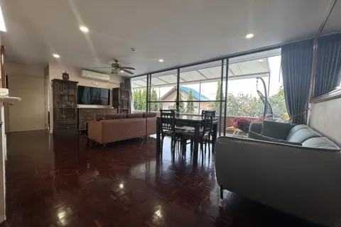 Condo in Pattaya, Thailand, 2 bedrooms № 152245 - photo 12