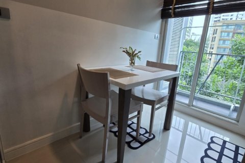 Studio dans le Condo à Watthana, Bangkok, Thaïlande  № 170980 - photo 10