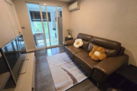 Studio dans le Condo à Watthana, Bangkok, Thaïlande  № 170980 - photo 2