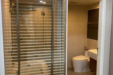 Studio dans le Condo à Watthana, Bangkok, Thaïlande  № 170980 - photo 6