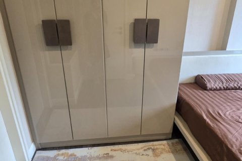 Studio dans le Condo à Watthana, Bangkok, Thaïlande  № 170980 - photo 14