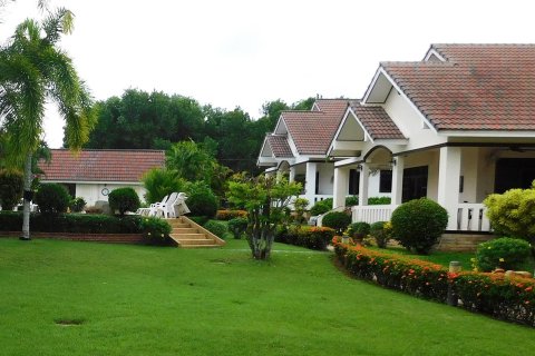 Вилла в Районге, Таиланд с 2 спальнями  № 170981 - фото 4