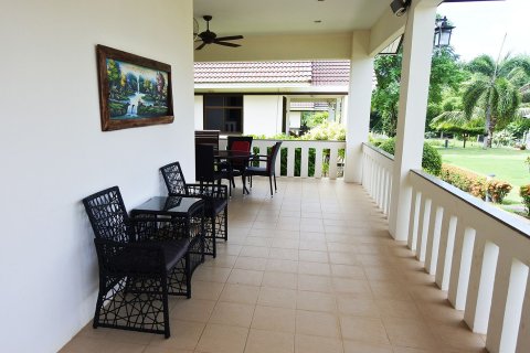 Вилла в Районге, Таиланд с 2 спальнями  № 170981 - фото 18