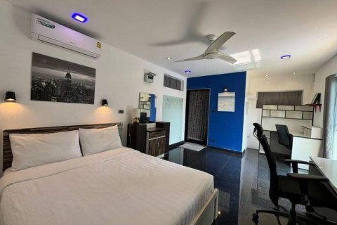 Villa in Pattaya, Thailand 5 bedrooms № 233650 - photo 13