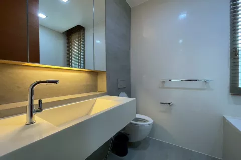 Condo in Khlong Toei, Bangkok, Thailand, 2 bedrooms  № 138403 - photo 11