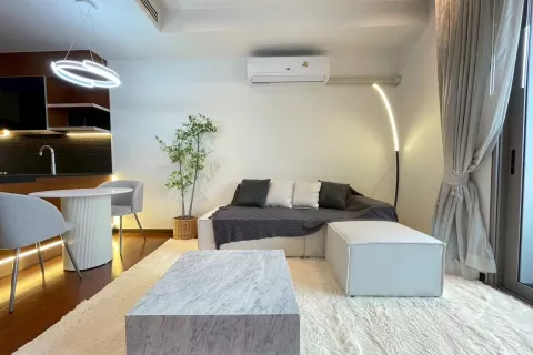 Condo in Khlong Toei, Bangkok, Thailand, 2 bedrooms  № 138403 - photo 2