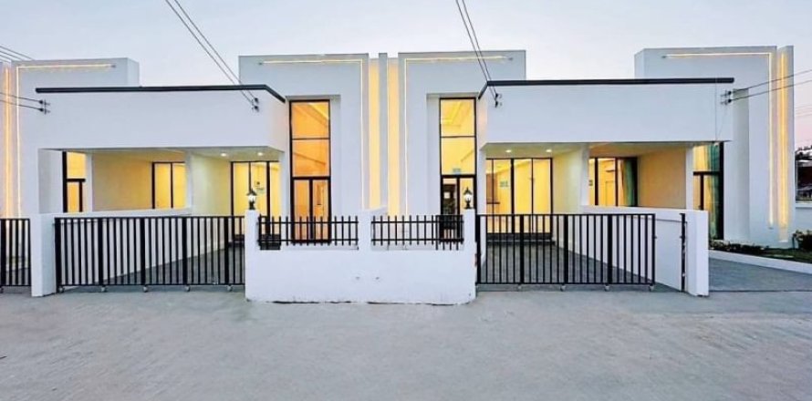 Дом в Паттайе, Таиланд с 2 спальнями  № 205429
