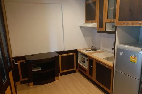 สตูดิโอในคอนโดมิเนียมในกรุงเทพฯ, ประเทศไทย № 206112 - รูปถ่าย 10