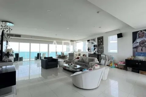 Condominio de 4 dormitorios en Pattaya, Tailandia № 211850 - foto 6