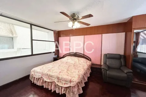 Condominio de 3 dormitorios en Jomtien Beach, Pattaya, Tailandia № 211851 - foto 13