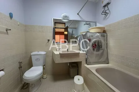 Condominio de 3 dormitorios en Jomtien Beach, Pattaya, Tailandia № 211851 - foto 2