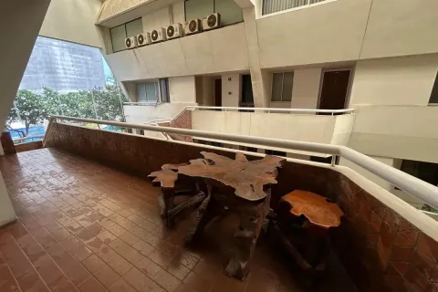 Condominio de 3 dormitorios en Jomtien Beach, Pattaya, Tailandia № 211851 - foto 15