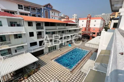 Adosado de 5 dormitorios en Pattaya, Tailandia № 211854 - foto 16