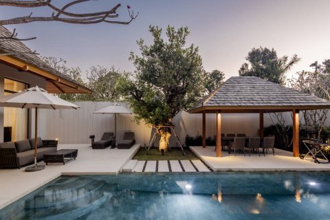 Villa in Phuket, Thailand 4 bedrooms № 157423 - photo 7