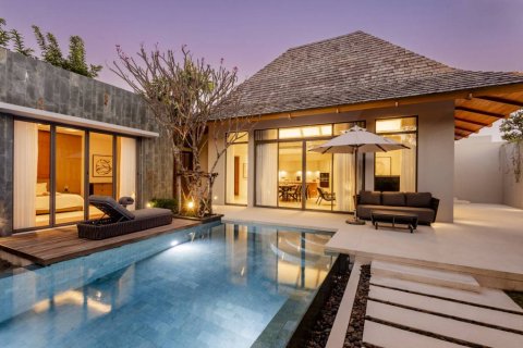 Villa in Phuket, Thailand 4 bedrooms № 157423 - photo 4