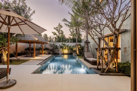 Villa in Phuket, Thailand 4 bedrooms № 157423 - photo 8