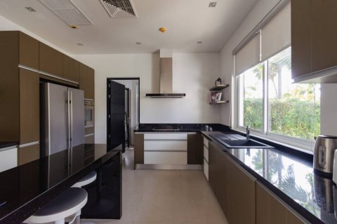 Villa in Hua Hin, Thailand 3 bedrooms № 157427 - photo 6