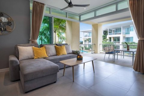 Condo in Karon, Thailand, 2 bedrooms  № 157421 - photo 2