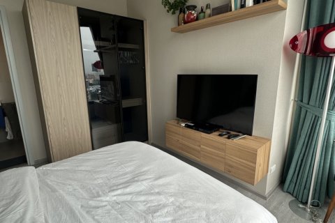 Condo in Watthana, Bangkok, Thailand, 2 bedrooms  № 163282 - photo 13