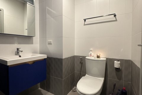 Condo in Watthana, Bangkok, Thailand, 2 bedrooms  № 163282 - photo 16