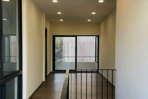 House in Phra Khanong, Bangkok, Thailand 3 bedrooms № 163284 - photo 10
