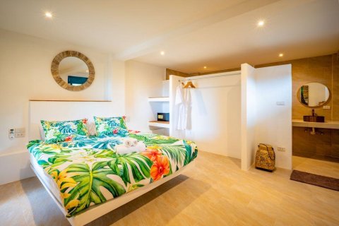 Casa de 7 dormitorios en Ko Samui, Tailandia № 233641 - foto 16