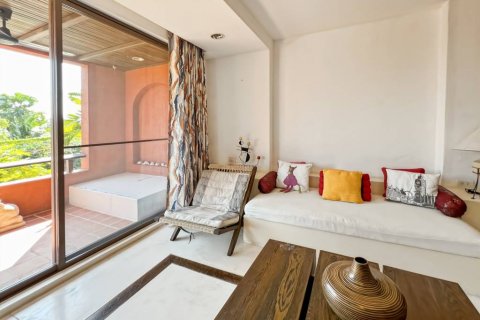 Condo in Hua Hin, Thailand, 2 bedrooms  № 119039 - photo 6