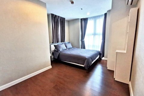 Duplex in Huai Khwang, Bangkok, Thailand 5 bedrooms № 119040 - photo 8