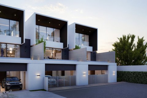 Villa in Pattaya, Thailand 4 bedrooms № 175604 - photo 2