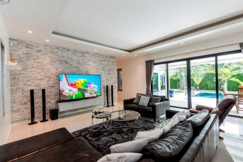 House in Hua Hin, Thailand 3 bedrooms № 175609 - photo 5