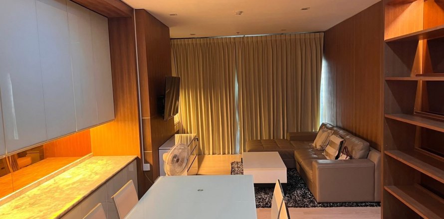 Condo in Bangkok, Thailand, 2 bedrooms  № 147040