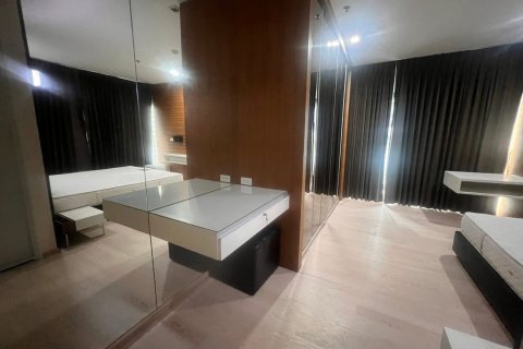 Condo in Bangkok, Thailand, 2 bedrooms  № 147040 - photo 10