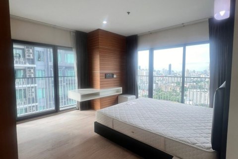 Condo in Bangkok, Thailand, 2 bedrooms  № 147040 - photo 9