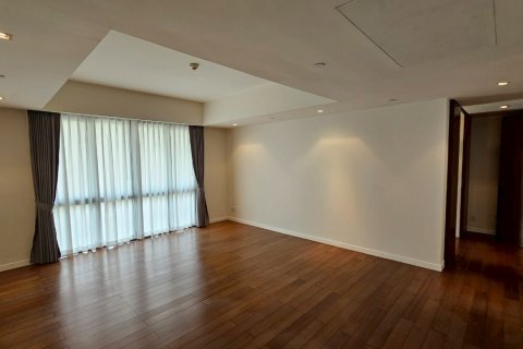 Condo in Bangkok, Thailand, 4 bedrooms  № 147037 - photo 10